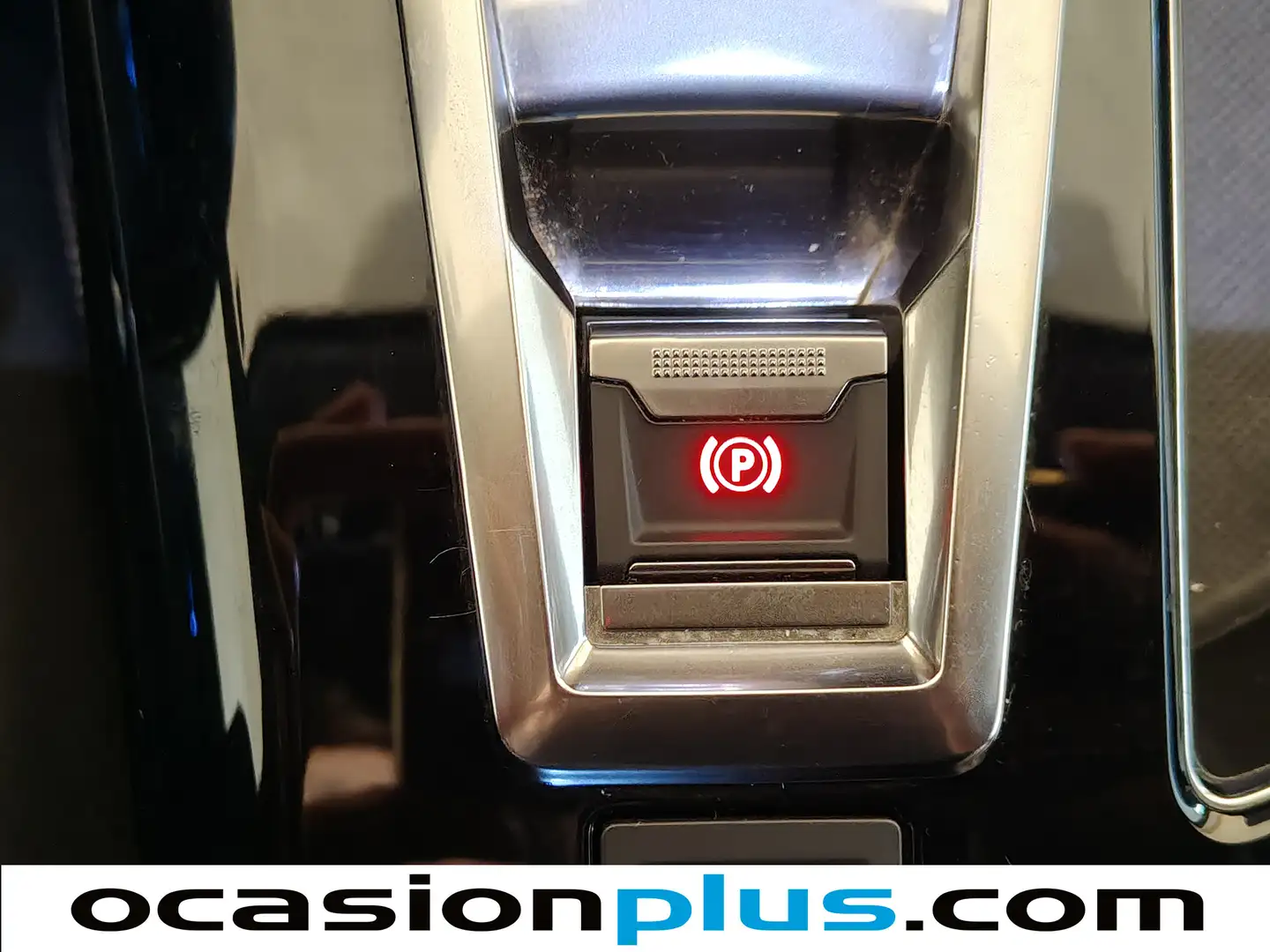 Foto Peugeot 3008 Peugeot 3008 BlueHDI 130 S&S GT Line EAT8 (130 CV)