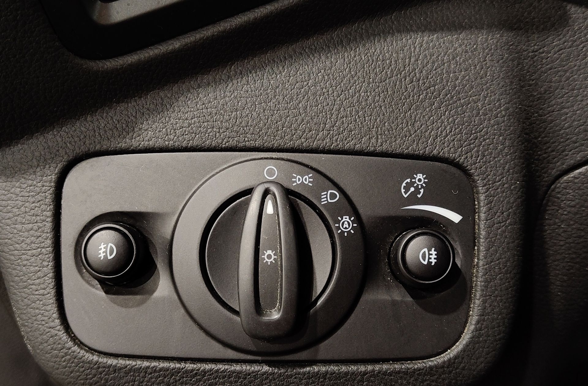 Ford C-Max 1.0 EcoBoost Titanium - foto 21