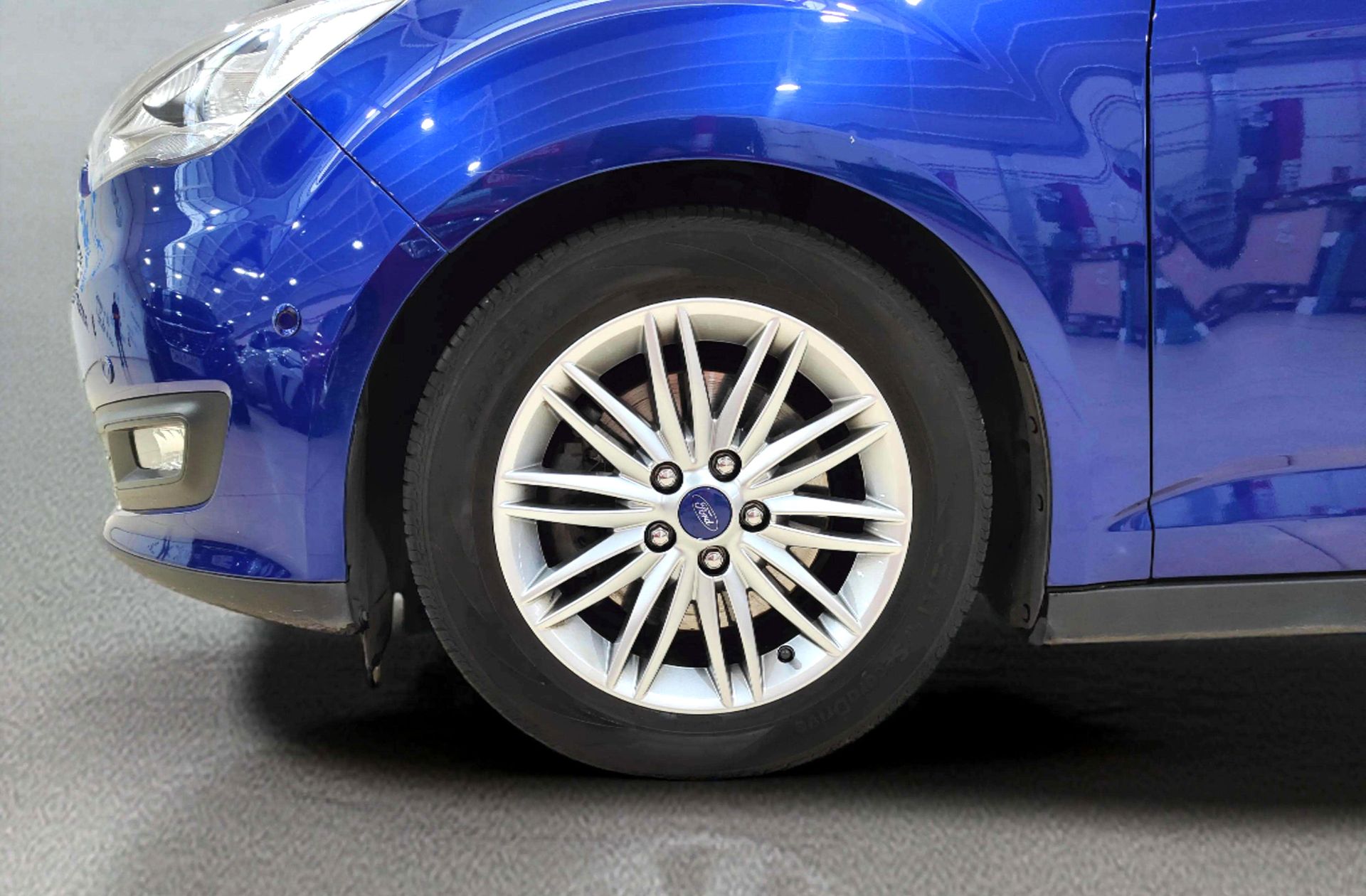 Ford Grand C-Max 1.0 EcoBoost Trend+ - foto 33