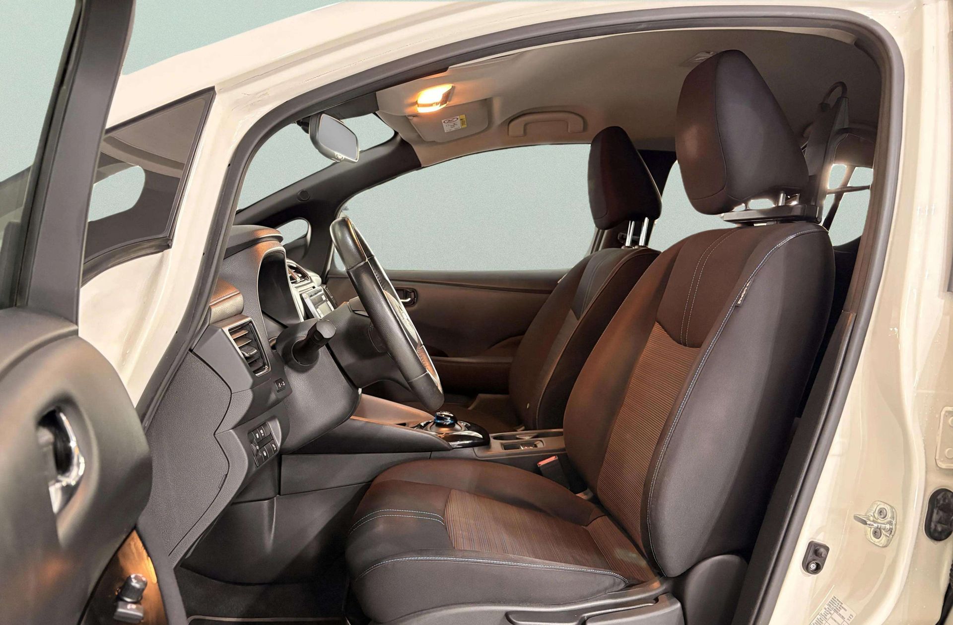 Nissan Leaf 40kWh N-Connecta - foto 10