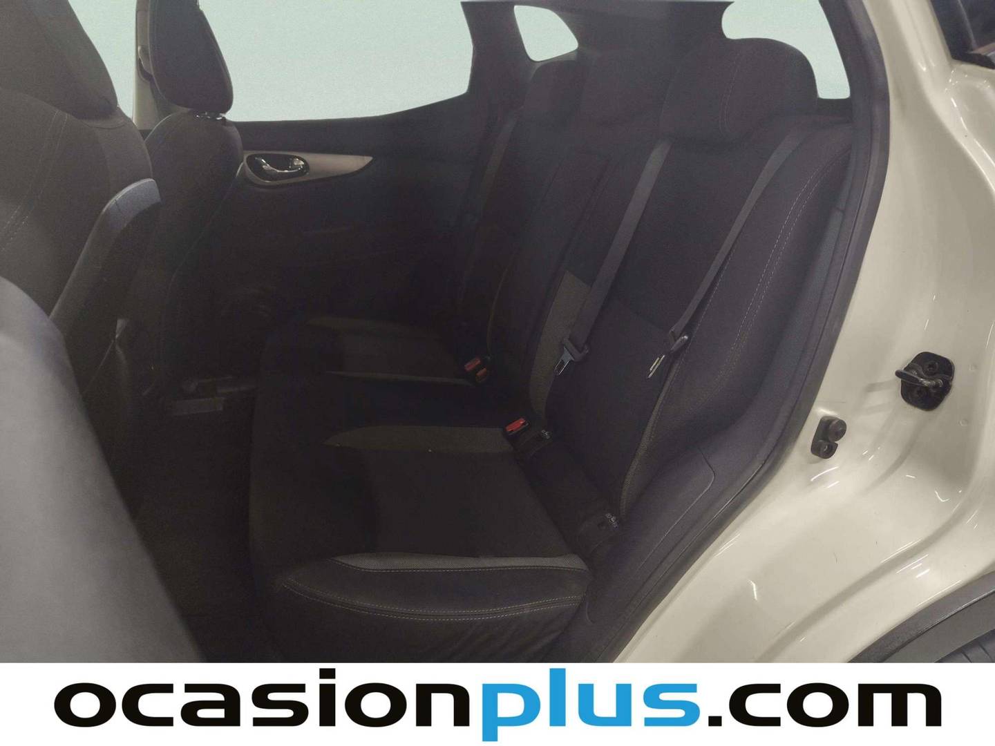Foto asientos traseros Nissan QASHQAI Nissan Qashqai DIG-T 115 N-Connecta (115 CV)