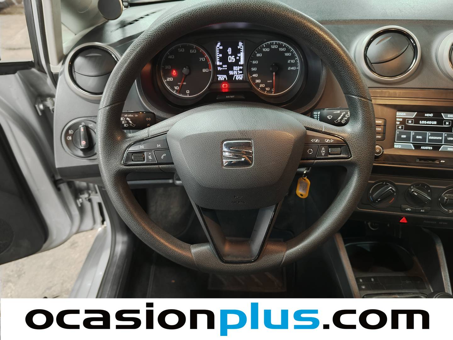 Extras y acabados del Seat Ibiza Seat Ibiza 1.0 Reference (75 CV)