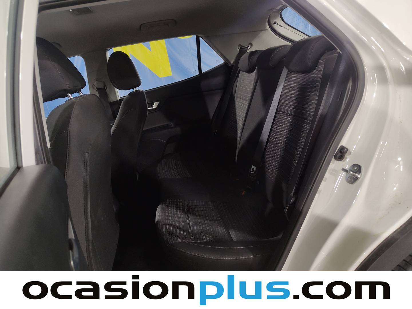 Foto asientos traseros KIA Stonic KIA Stonic 1.0 T-GDi MHEV Drive (100 CV)