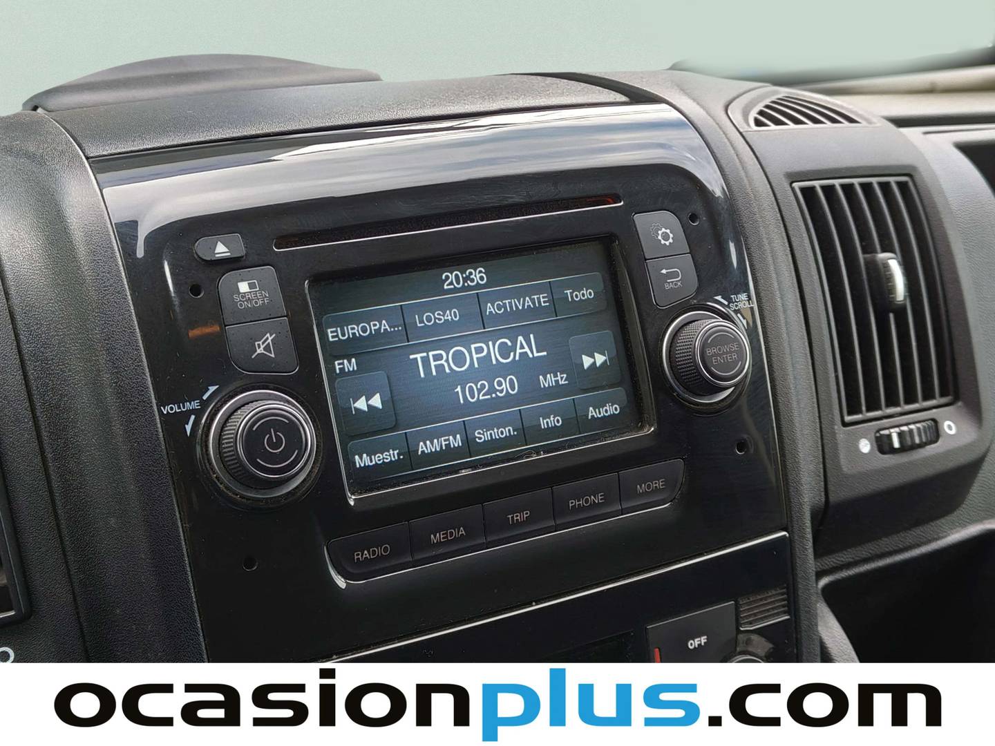 Foto Citroën Jumper Citroen Jumper BlueHDi 130 35 L3H2 (130 CV)