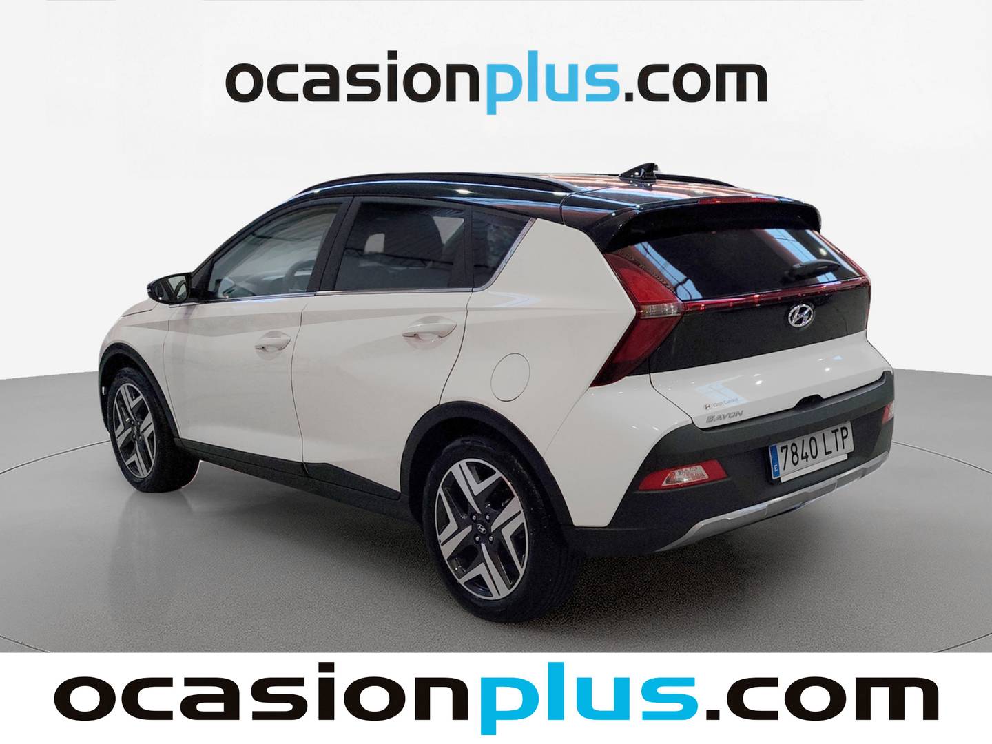 Foto trasera Hyundai Bayon Hyundai Bayon 1.0 TGDI Tecno (100 CV) izquierda