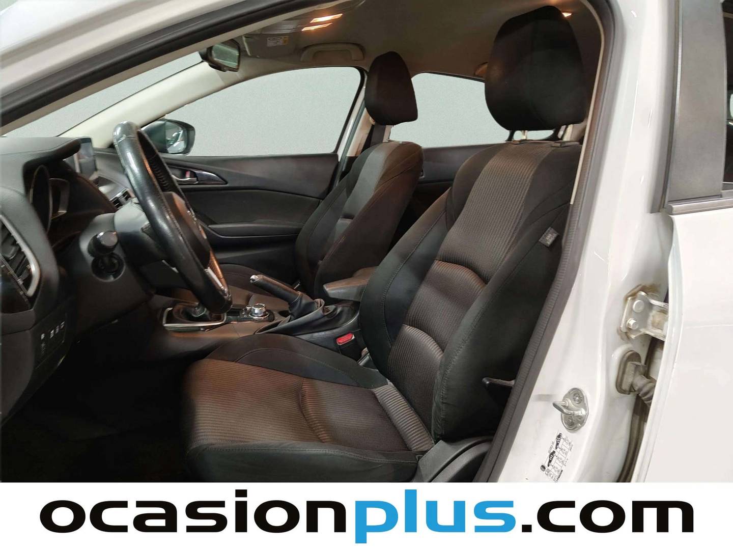 Foto asientos delanteros Mazda Mazda3 Mazda Mazda 3 1.5 GE MT Style Confort (100 CV)