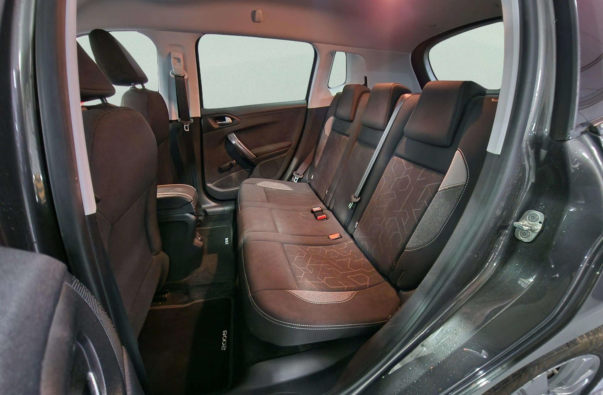 Peugeot 2008 PureTech 82 Style - foto 10