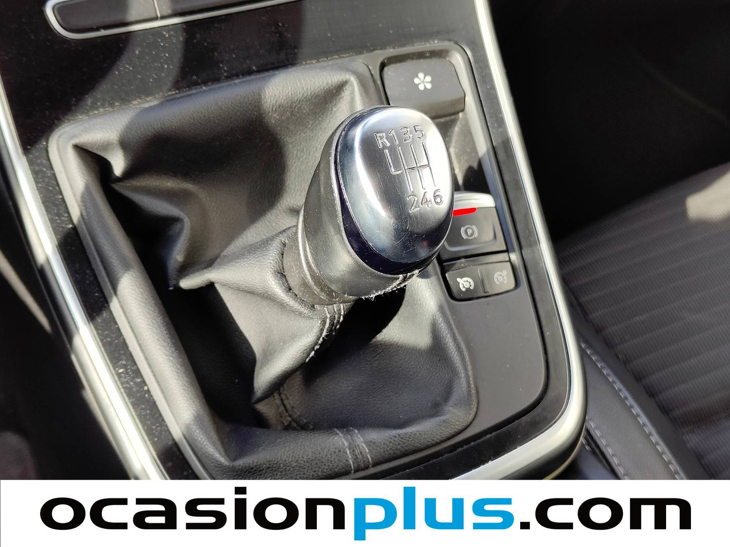 Foto Renault Scénic Renault Scenic Limited Energy TCe (140 CV)