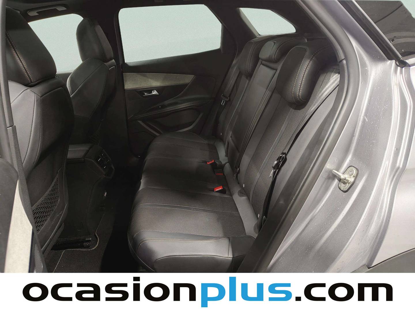 Foto Peugeot 3008 Peugeot 3008 PureTech 130 S&S GT EAT8 (130 CV)