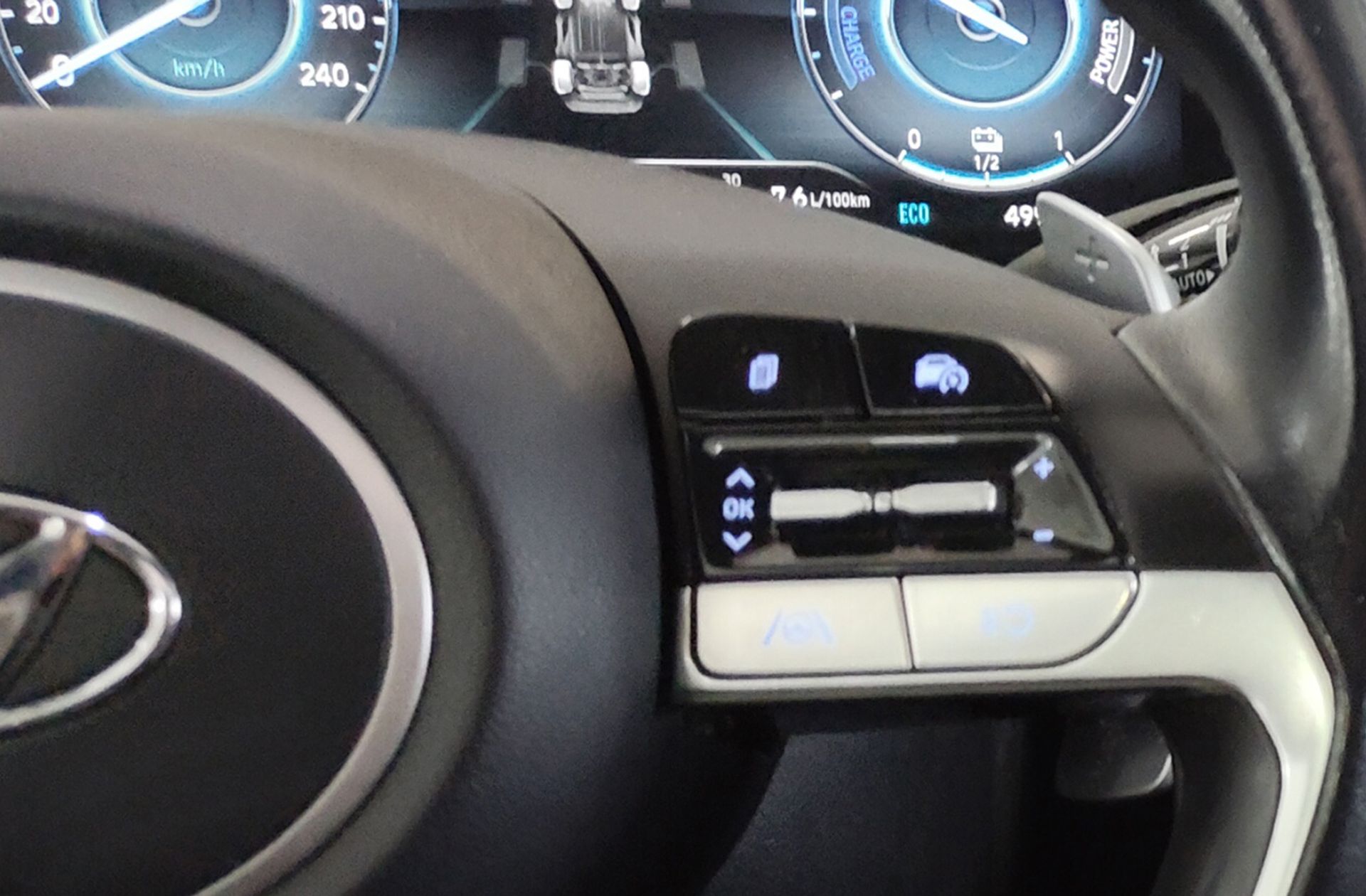 Hyundai Tucson 1.6 T-GDi PHEV Tecno Sky 4x4 - foto 27