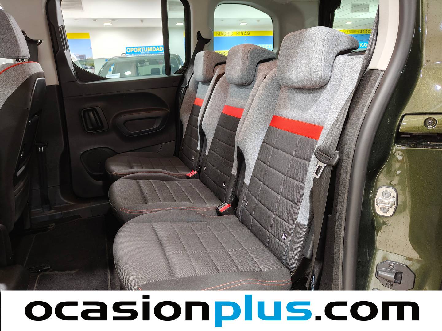 Foto asientos traseros Citroën Berlingo Citroen Berlingo BlueHDi 130 S&S Talla M Max (130 CV)