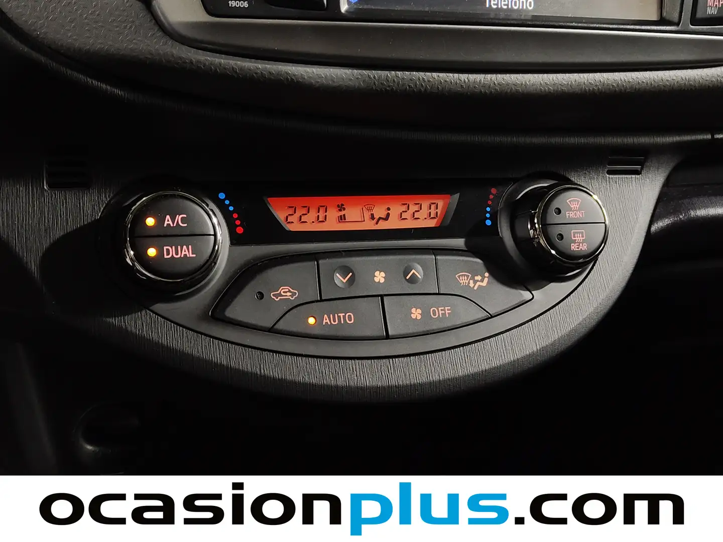 Foto Toyota Yaris Toyota Yaris 100 Active MultiDrive (99 CV)