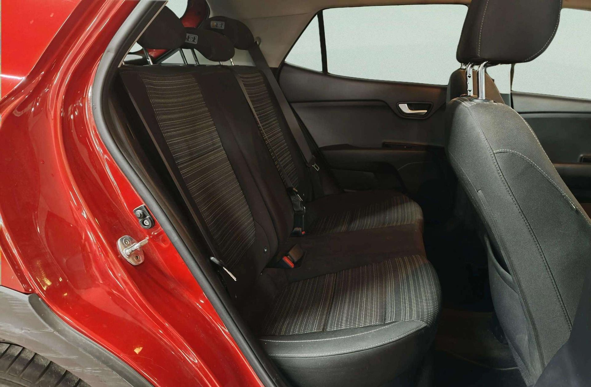 Kia Stonic 1.0 T-GDi Drive DCT - foto 16