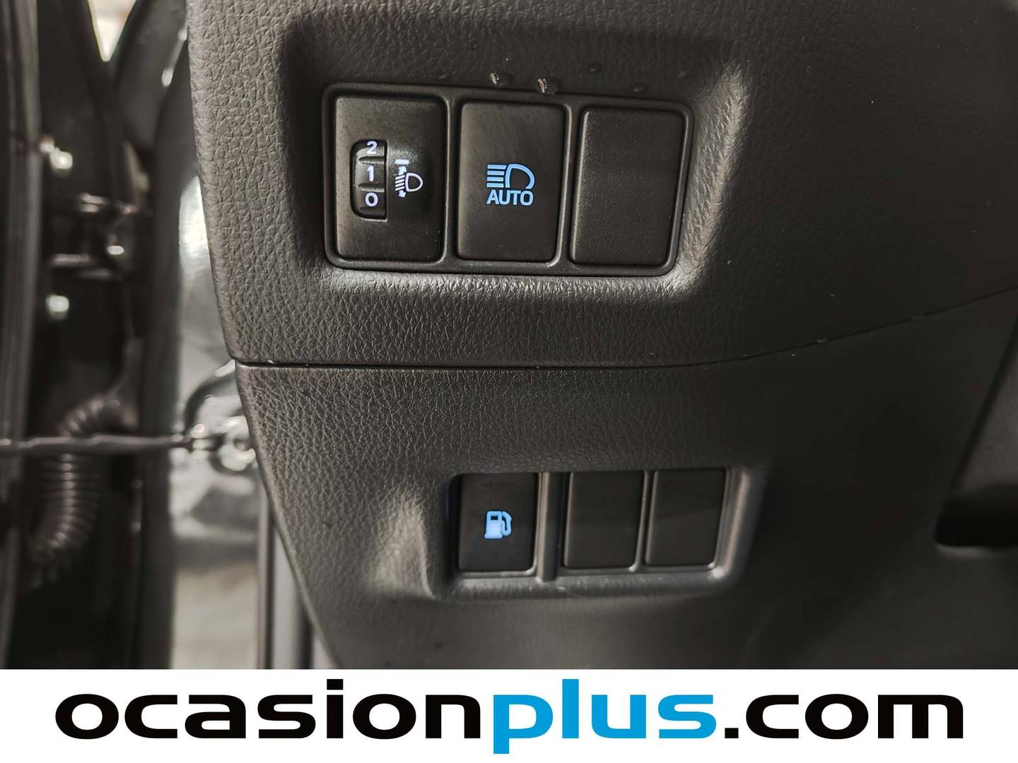 Toyota C-HR Toyota C-HR 1.8 125H Advance (122 CV) de segunda mano