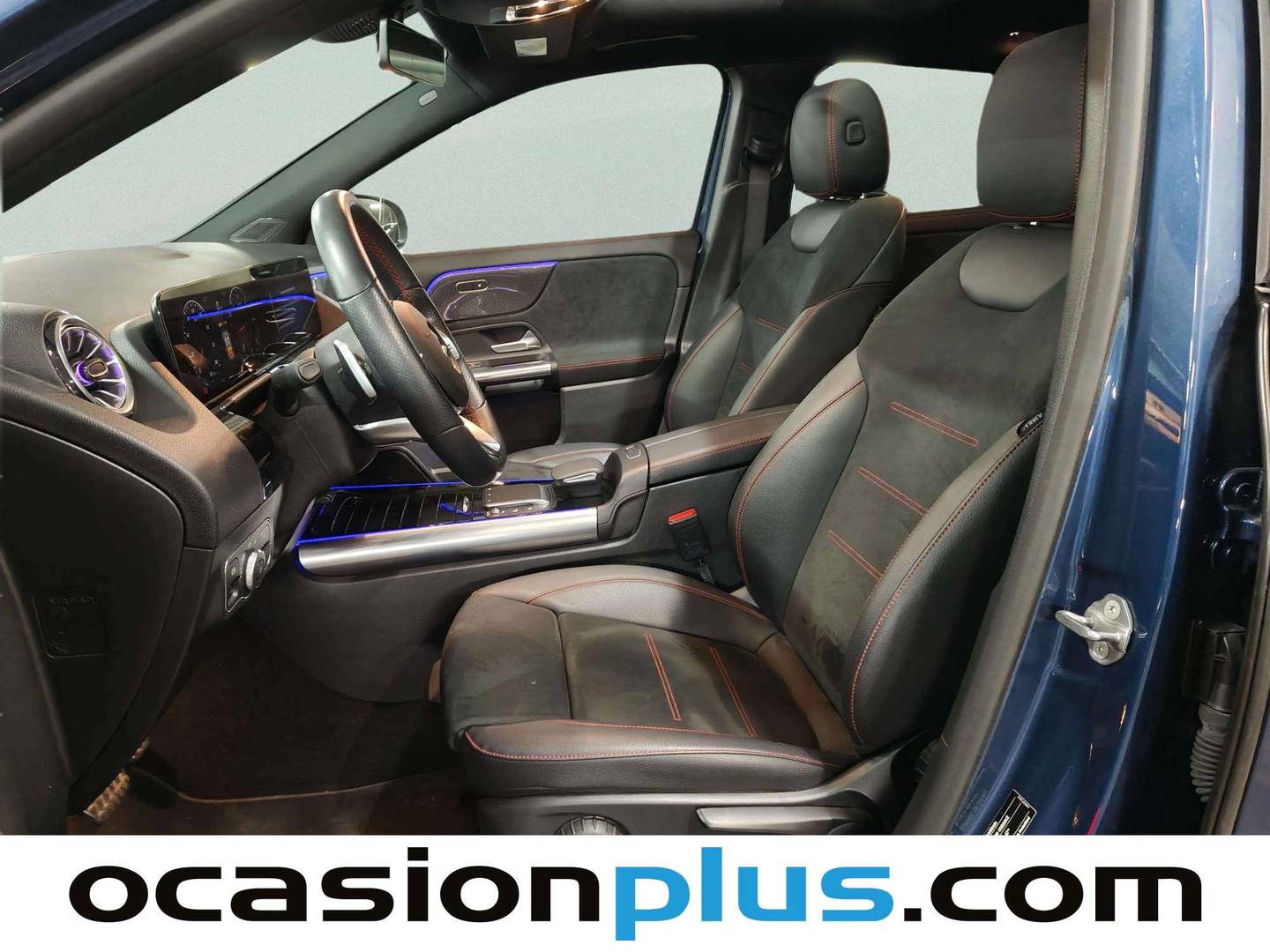 Foto asientos delanteros Mercedes GLA Mercedes-Benz GLA GLA 200 D Pack AMG (150 CV)