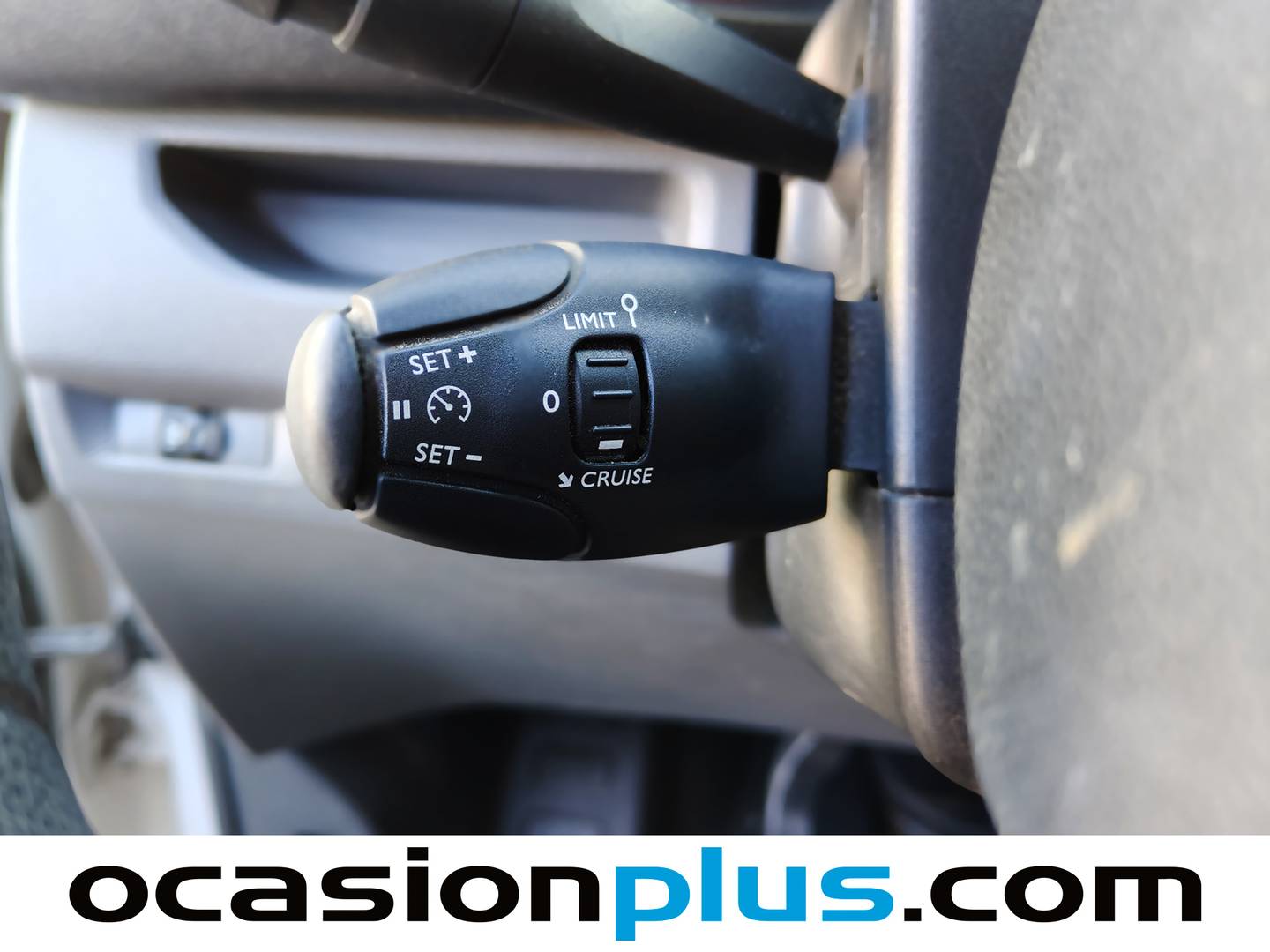 Extras y acabados del Citroën Jumpy Citroën Jumpy Combi BlueHDi 115 Confort Talla M (115 CV)