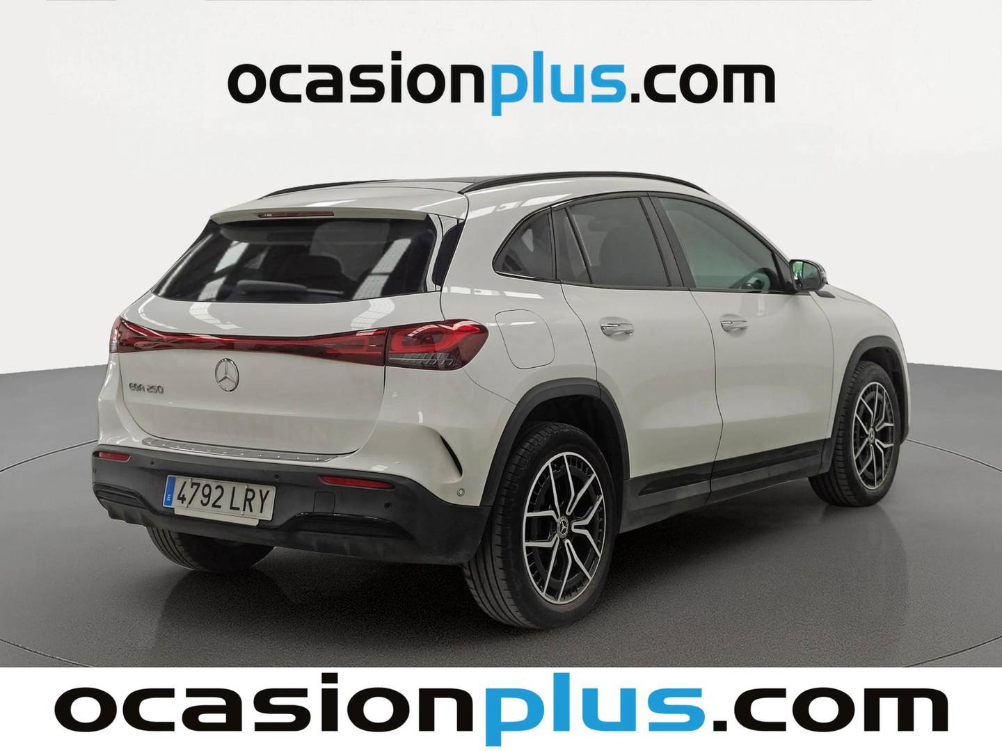 Foto trasera Mercedes EQA Mercedes EQA 250 (190 CV) Pack AMG derecha