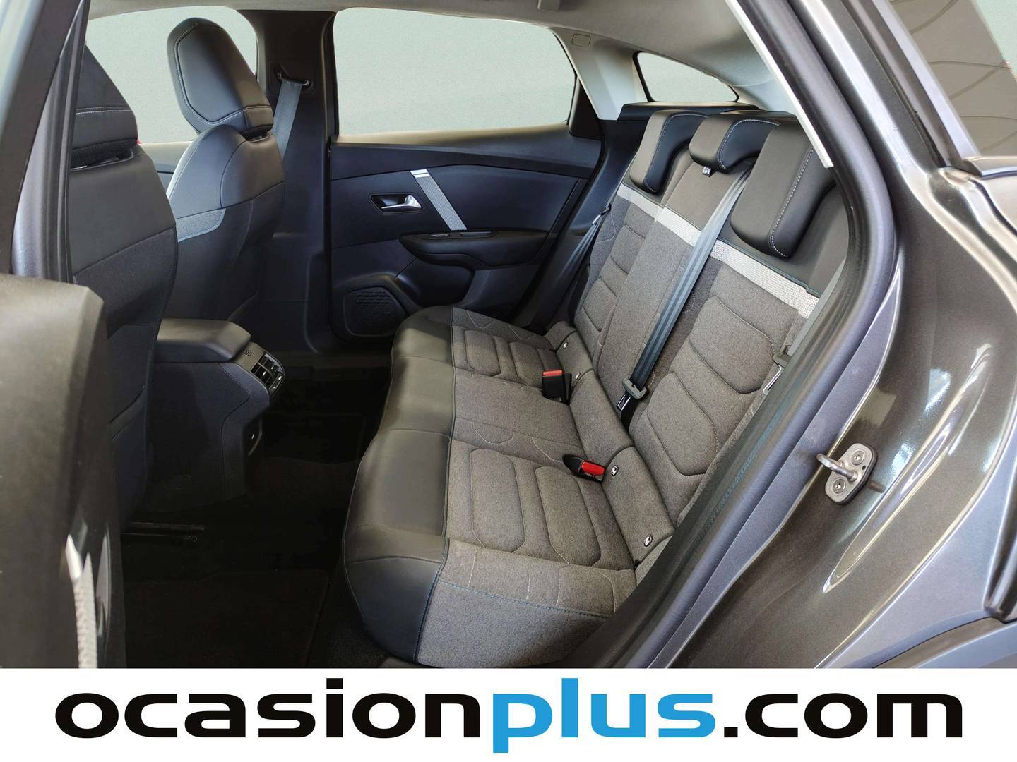 Foto asientos traseros Citroën C4 Citroën C4 BlueHDi 110 S&S Feel Pack (110 CV)