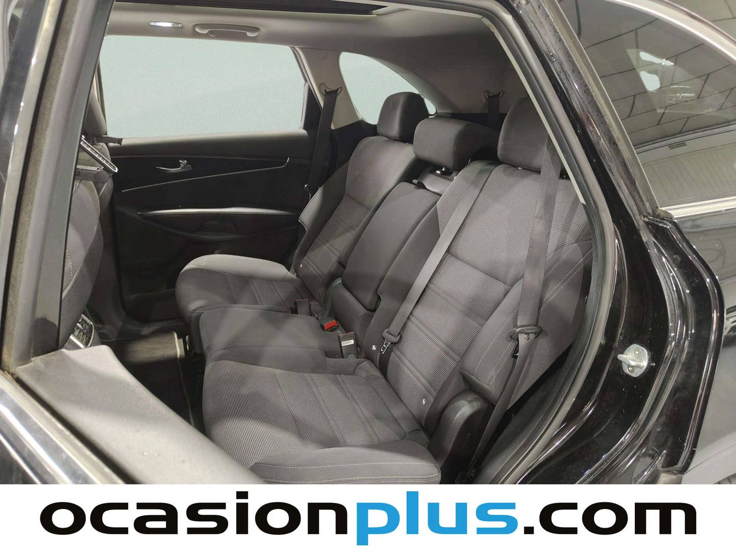 Foto asientos traseros KIA Sorento KIA Sorento 2.2 CRDi Drive 4x2 (200 CV) 7 Plazas