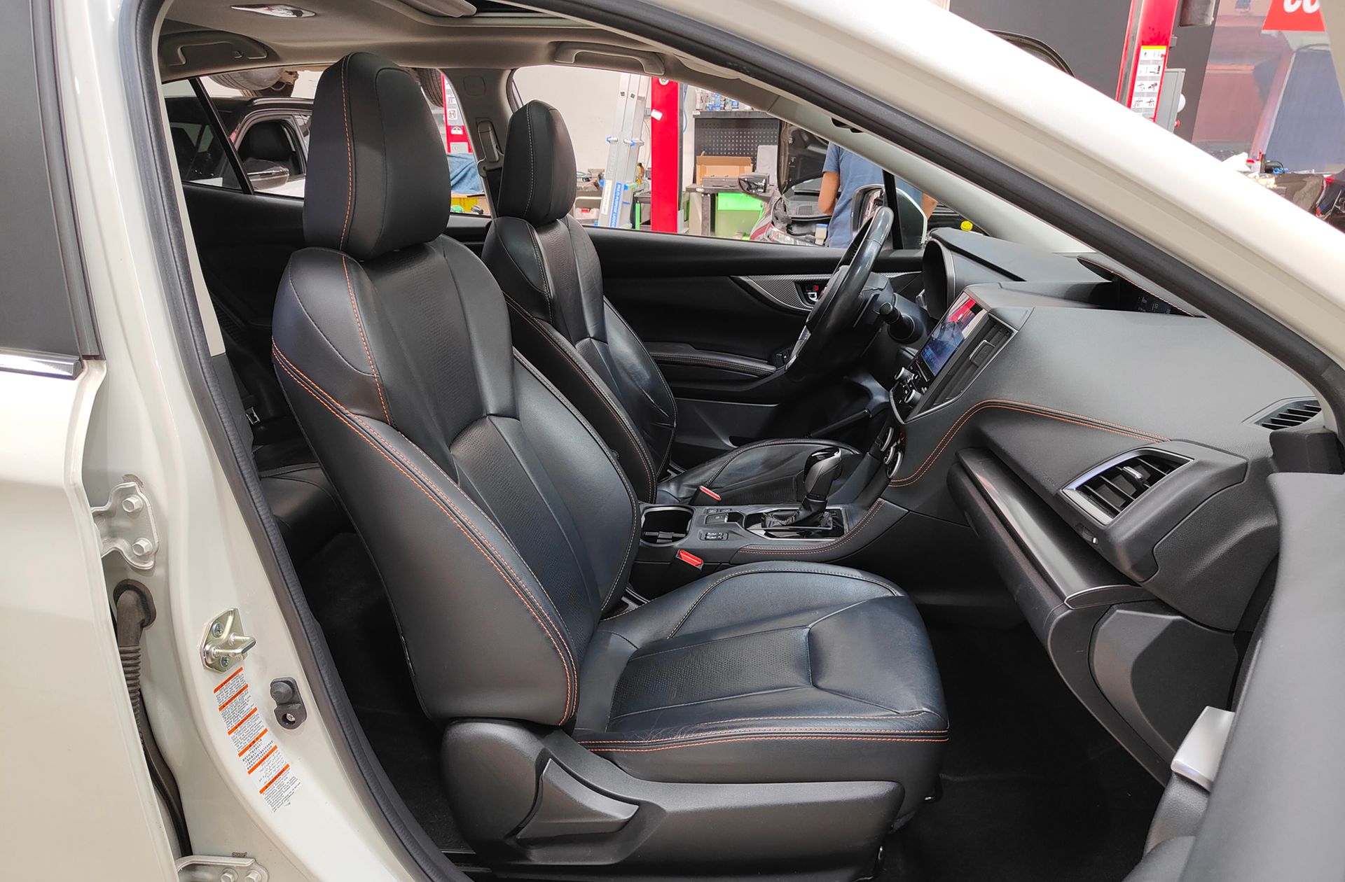 Subaru XV 2.0i Hybrid Executive Plus CVT - foto 19