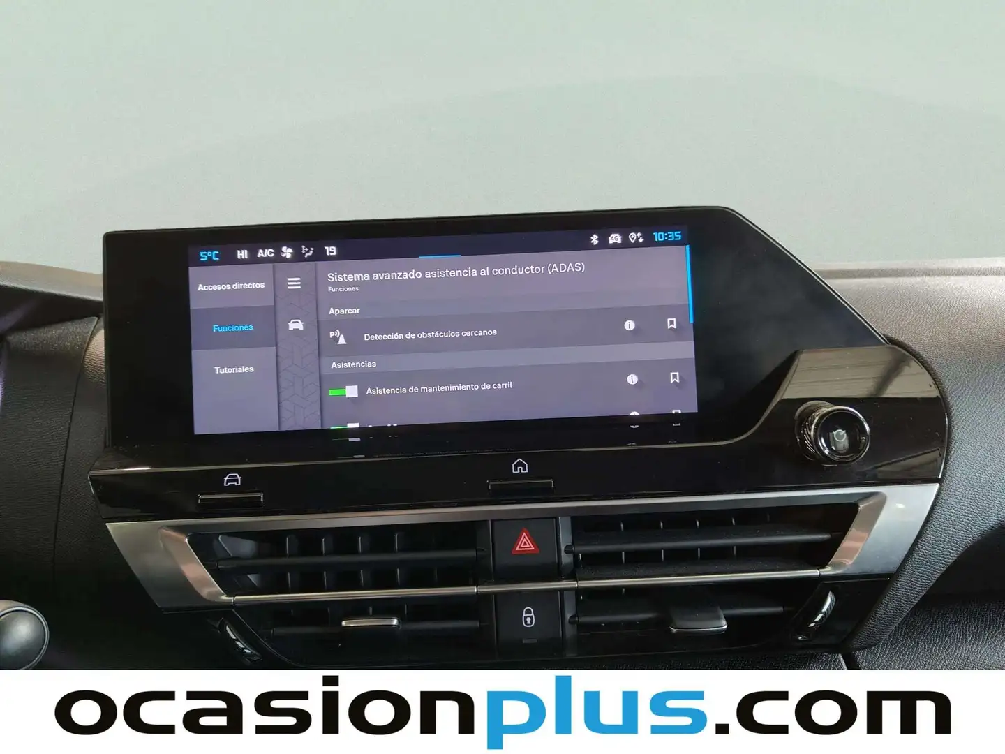 Foto Citroën C4 X Citroen C4 X BlueHDi 130 S&S Plus EAT8 (131 CV)