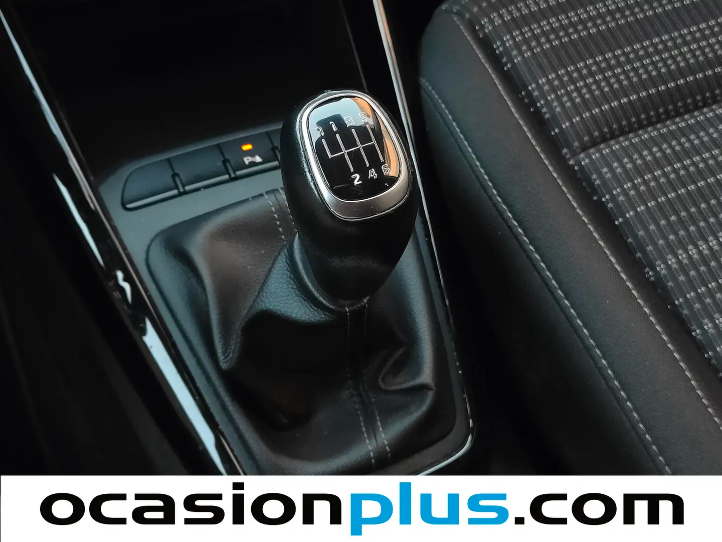 Foto KIA Stonic Kia Stonic 1.0 T-GDi MHEV Drive iMT (100 CV)