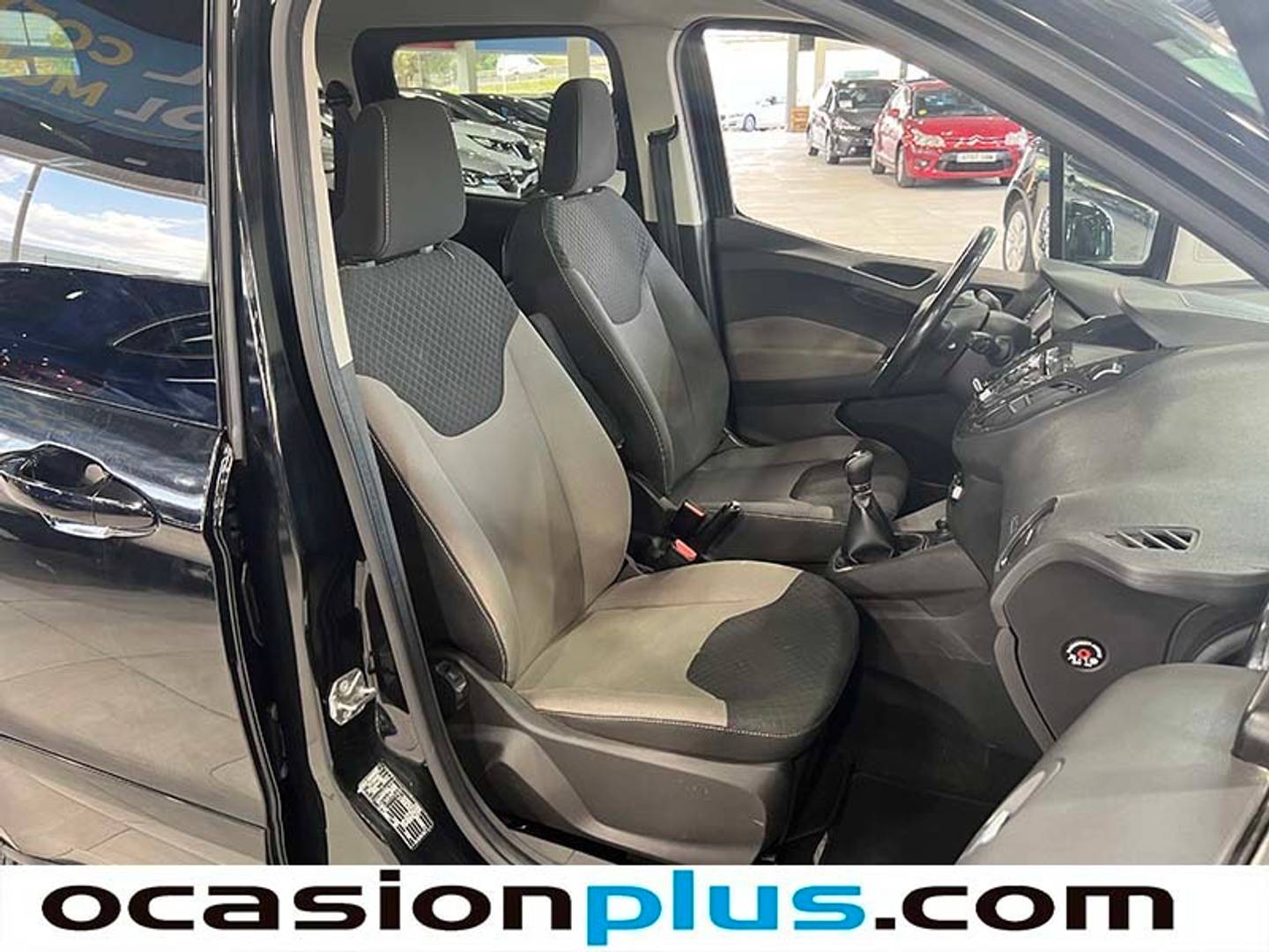 Foto Ford Tourneo Courier Ford Tourneo Courier 1.5 TDCi Titanium (95 CV)