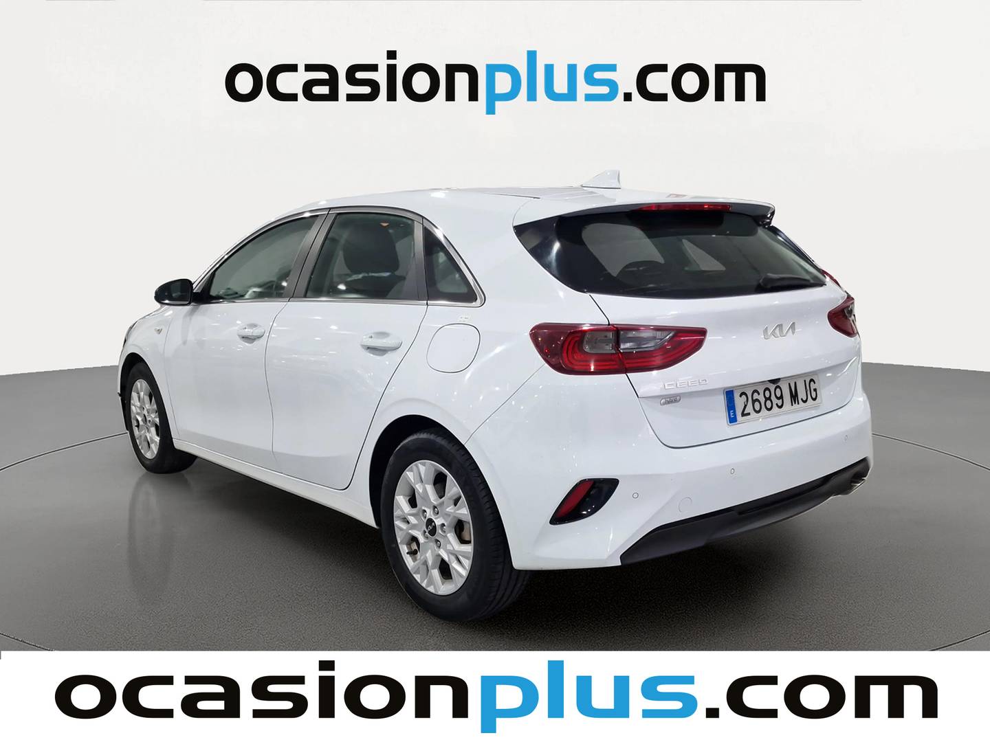Foto trasera KIA Ceed KIA Ceed 1.6 MHEV iMT Drive (136 CV) izquierda