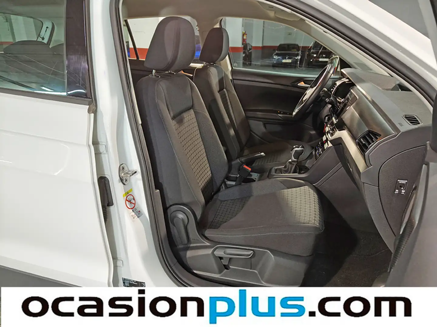 Foto Volkswagen T-Cross Volkswagen T-Cross Advance 1.0 TSI (110 CV) DSG