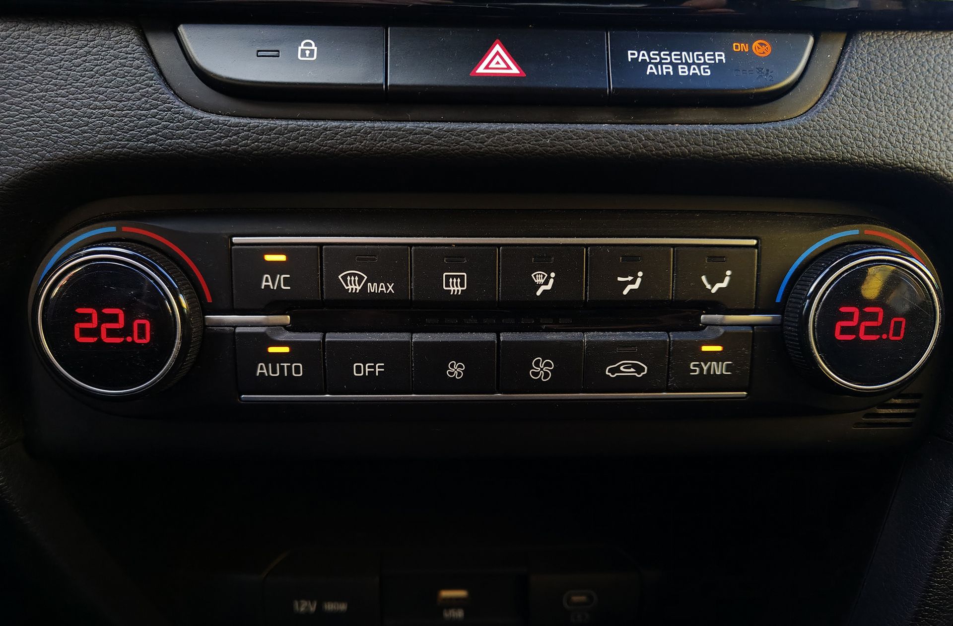 Kia Ceed 1.0 MHEV Style Edition DCT - foto 35