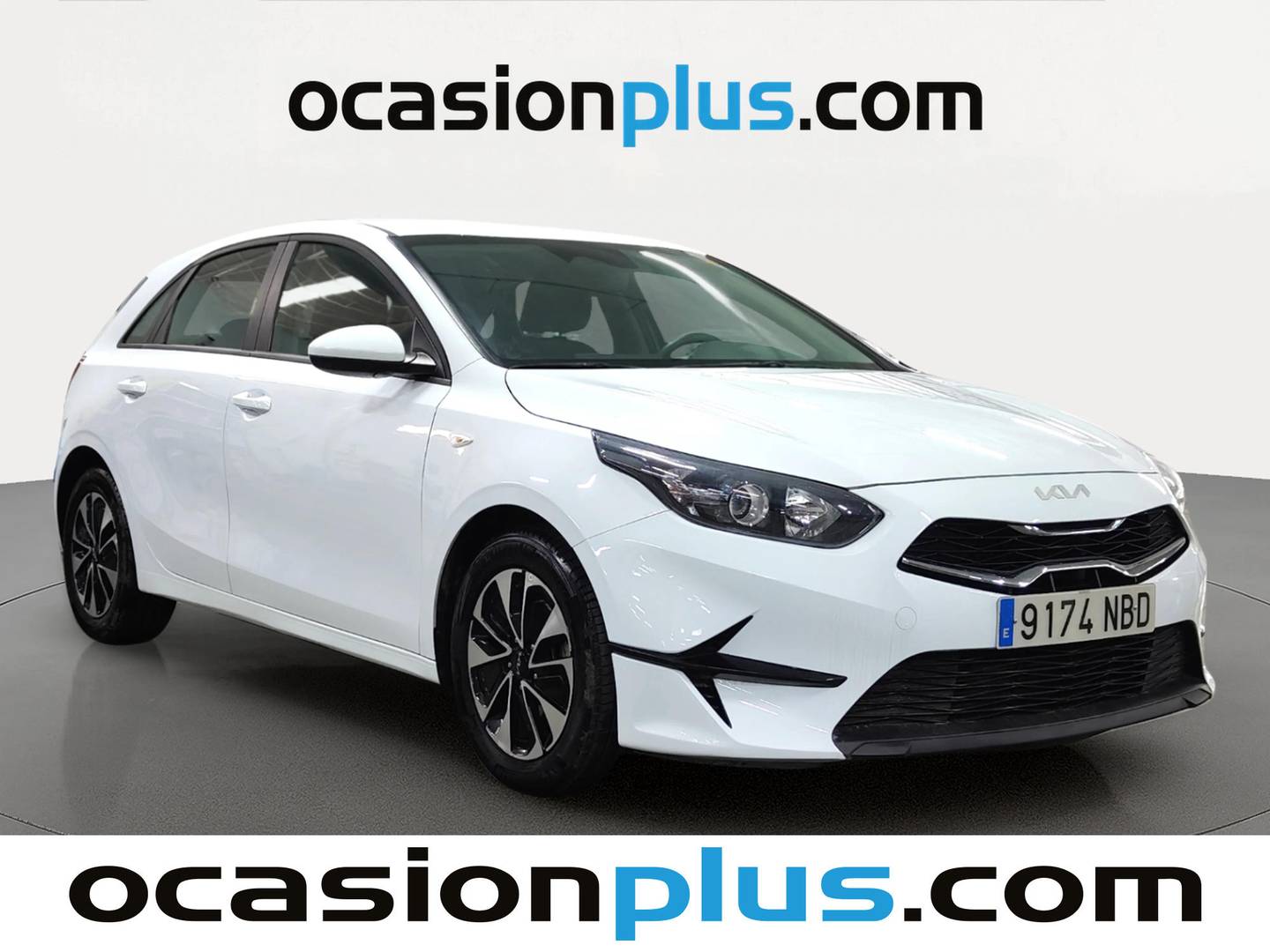 Foto delantera KIA Ceed KIA Ceed 1.0 T-GDi Concept (100 CV) derecha