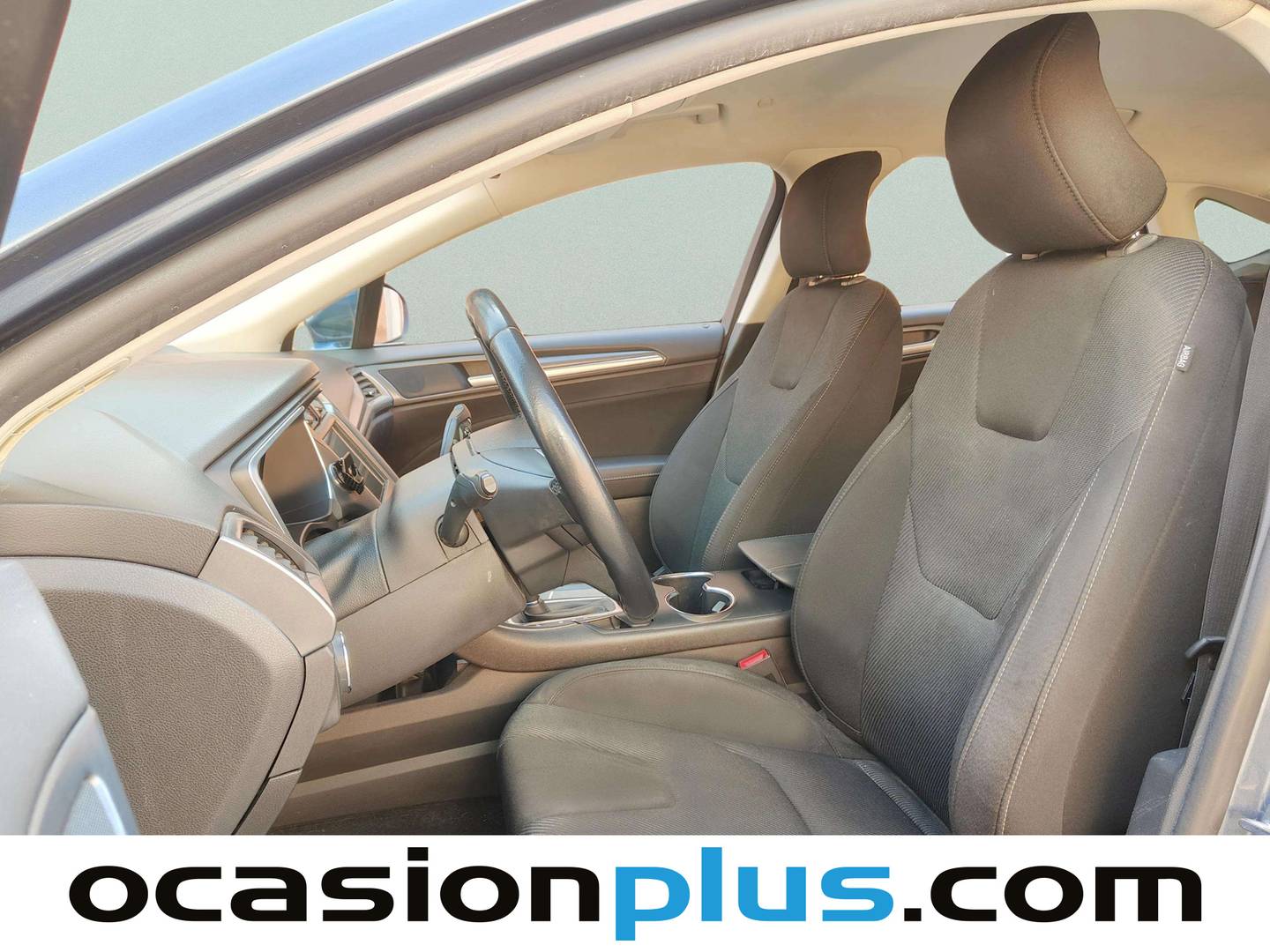 Ford Mondeo Ford Mondeo 2.0 Híbrido HEV Sedan Titanium (187 CV) de ocasión