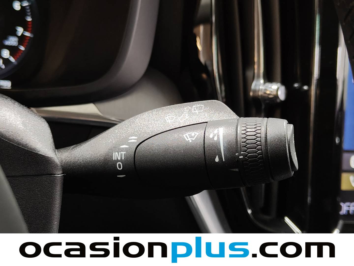 Foto Volvo XC60 Volvo XC60 2.0 T4 Momentum Auto (190 CV)