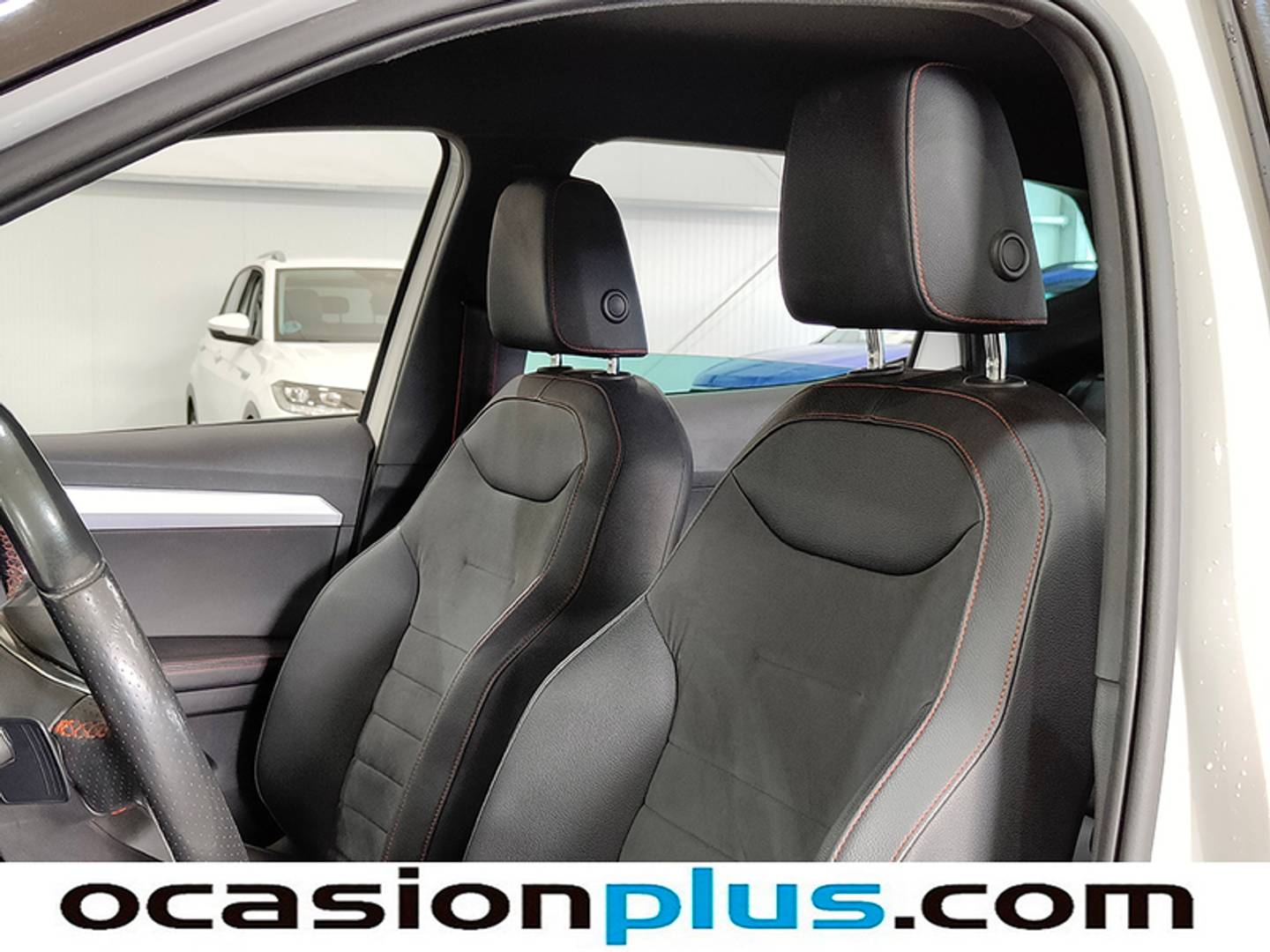 Foto Seat Arona SEAT Arona 1.5 TSI FR Plus DSG (150 CV)