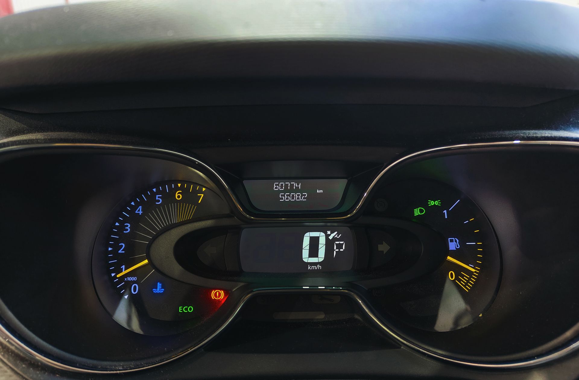 Renault Captur Zen Energy TCe EDC - foto 24