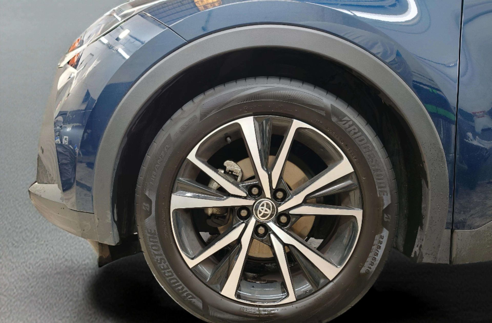 Toyota C-HR 140H Advance - foto 36