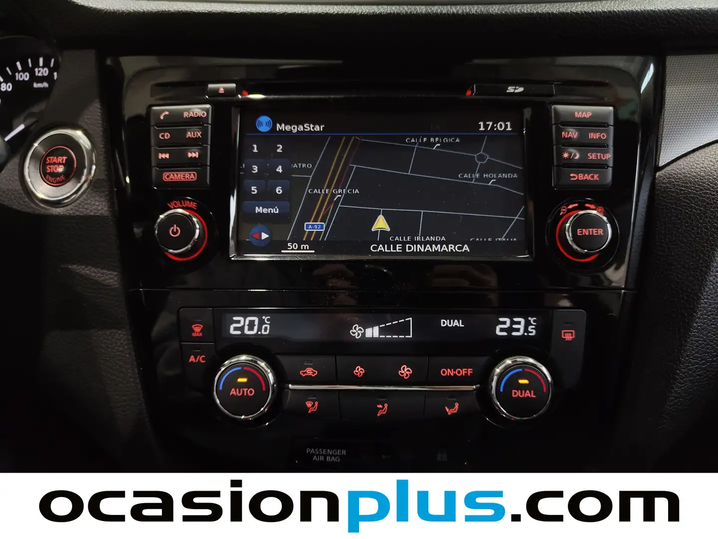 Foto Nissan QASHQAI Nissan Qashqai DIG-T 115 N-Connecta 4x2 (115 CV)