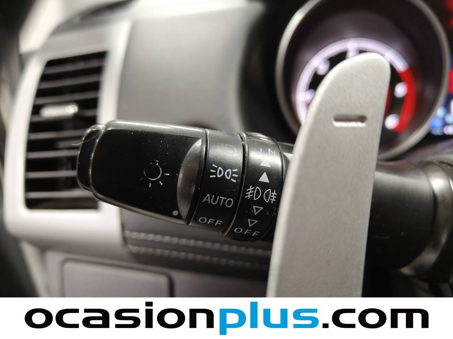 Foto Mitsubishi Outlander Mitsubishi Outlander 2.2 DI-D TC-SST Motion (156 CV) 7 Plazas