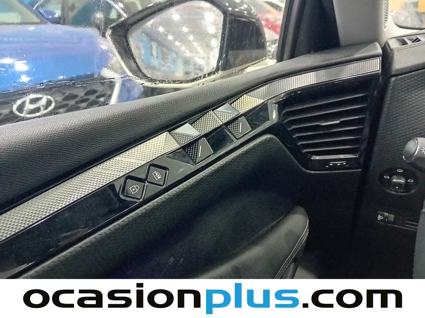 Foto DS DS 4 DS DS4 BlueHDi 130 Trocadero Auto (130 CV)