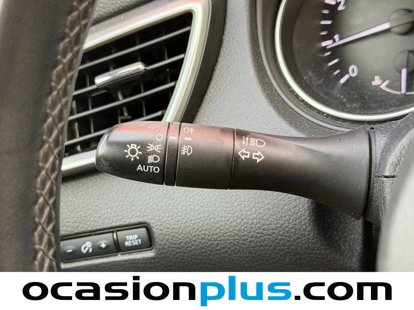 Equipamiento del Nissan QASHQAI Nissan Qashqai DIG-T 140 Acenta 4x2 (140 CV)