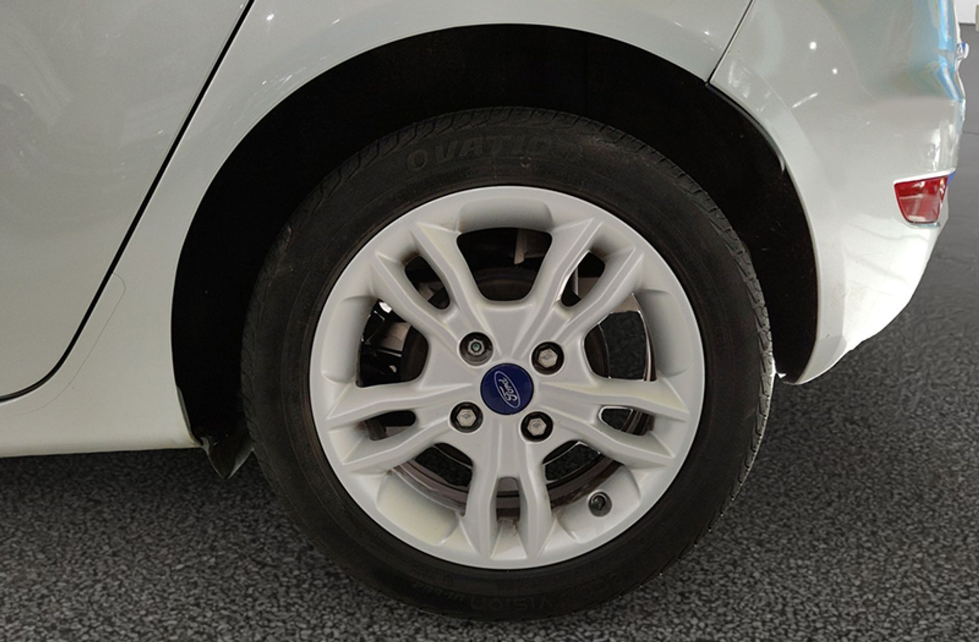 Ford Fiesta 1.5 TDCi Trend - foto 29