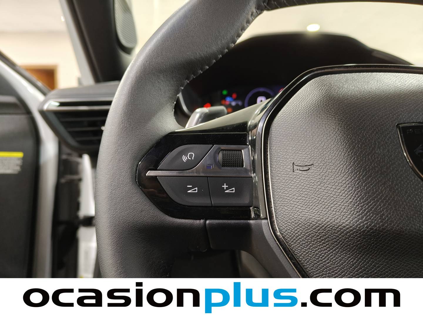Peugeot 2008 Peugeot 2008 Allure Hybrid eDCS6 (145 CV) 145cv