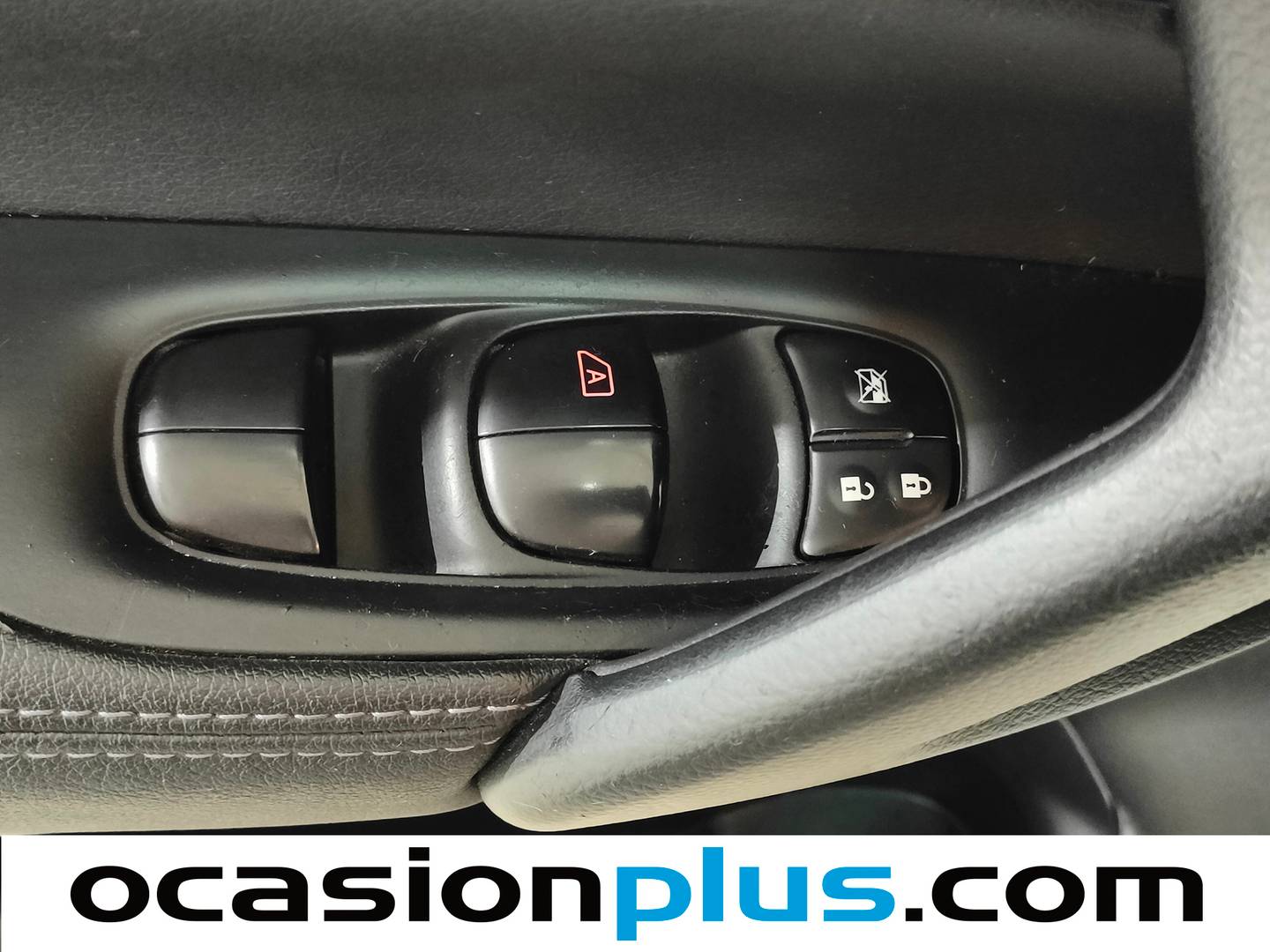 Nissan QASHQAI Nissan Qashqai 1.6 DIG-T Tekna Premium S 4x2  (163 CV) manual