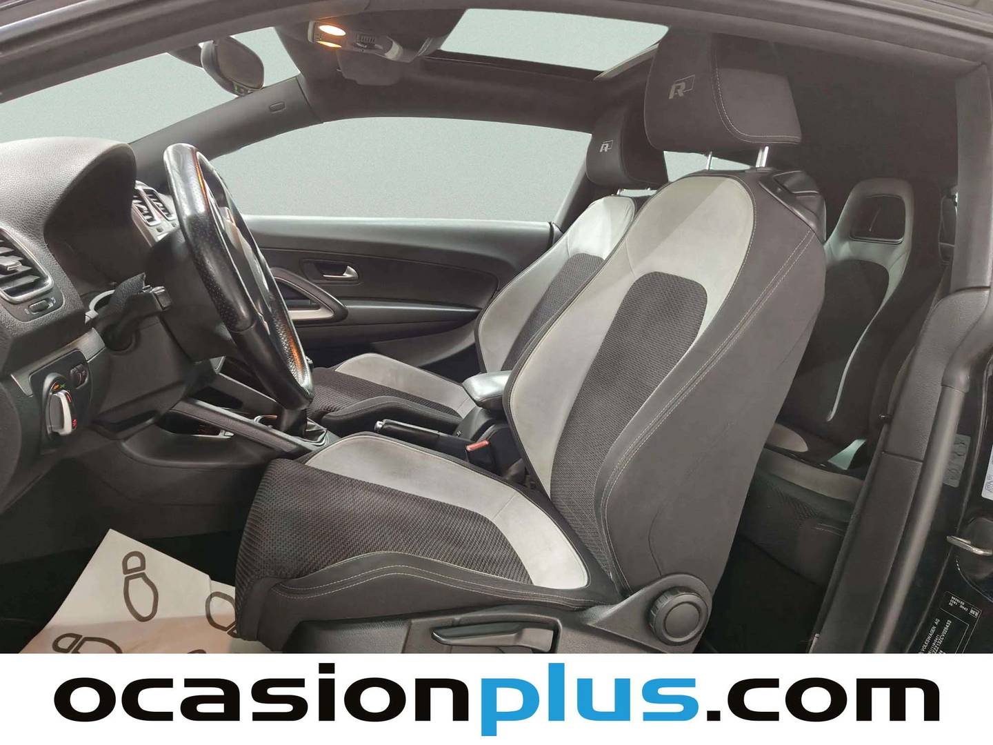 Foto Volkswagen Scirocco Volkswagen Scirocco 2.0 TDI BMT  Pack R-line (140 CV)