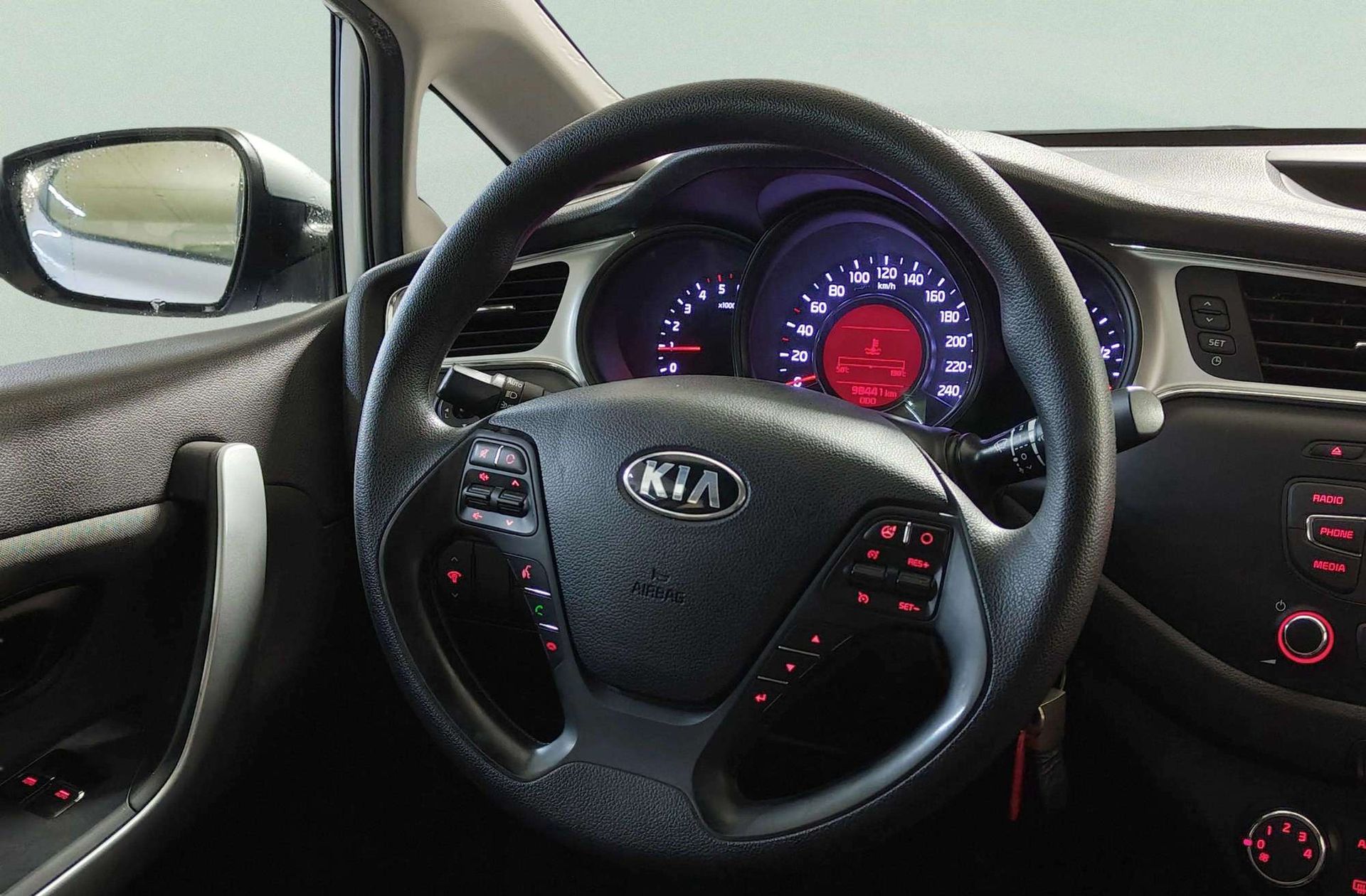 Kia Ceed 1.4 CRDi WGT Business - foto 17