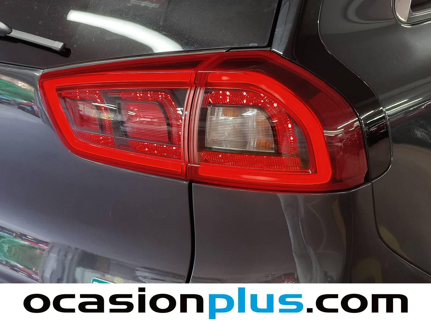 Accesorios del KIA e-Niro KIA e-Niro Emotion (136 CV)
