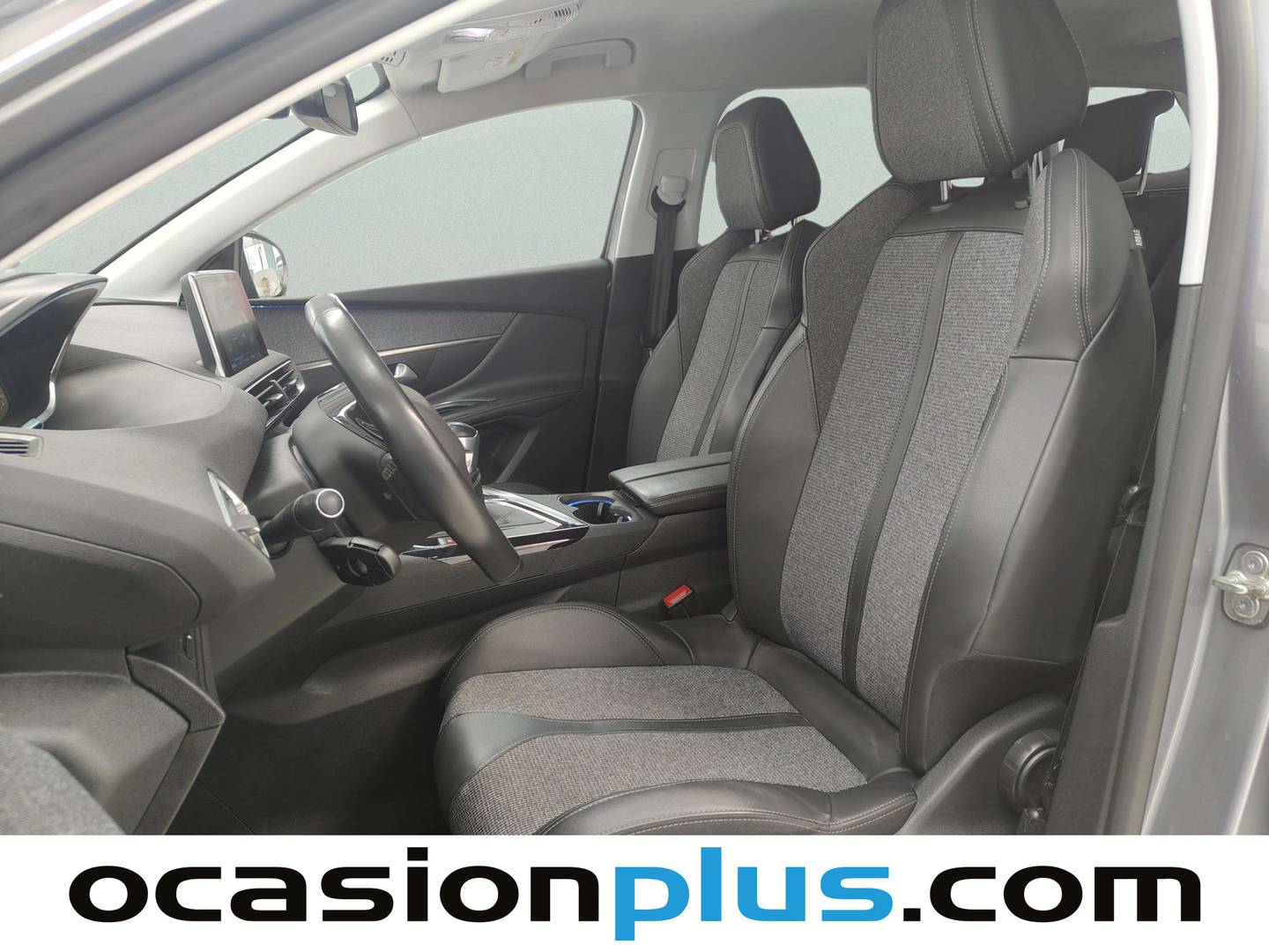 Foto asientos delanteros Peugeot 5008 Peugeot 5008 BlueHDi 130 S&S Allure (130 CV) 7 Plazas