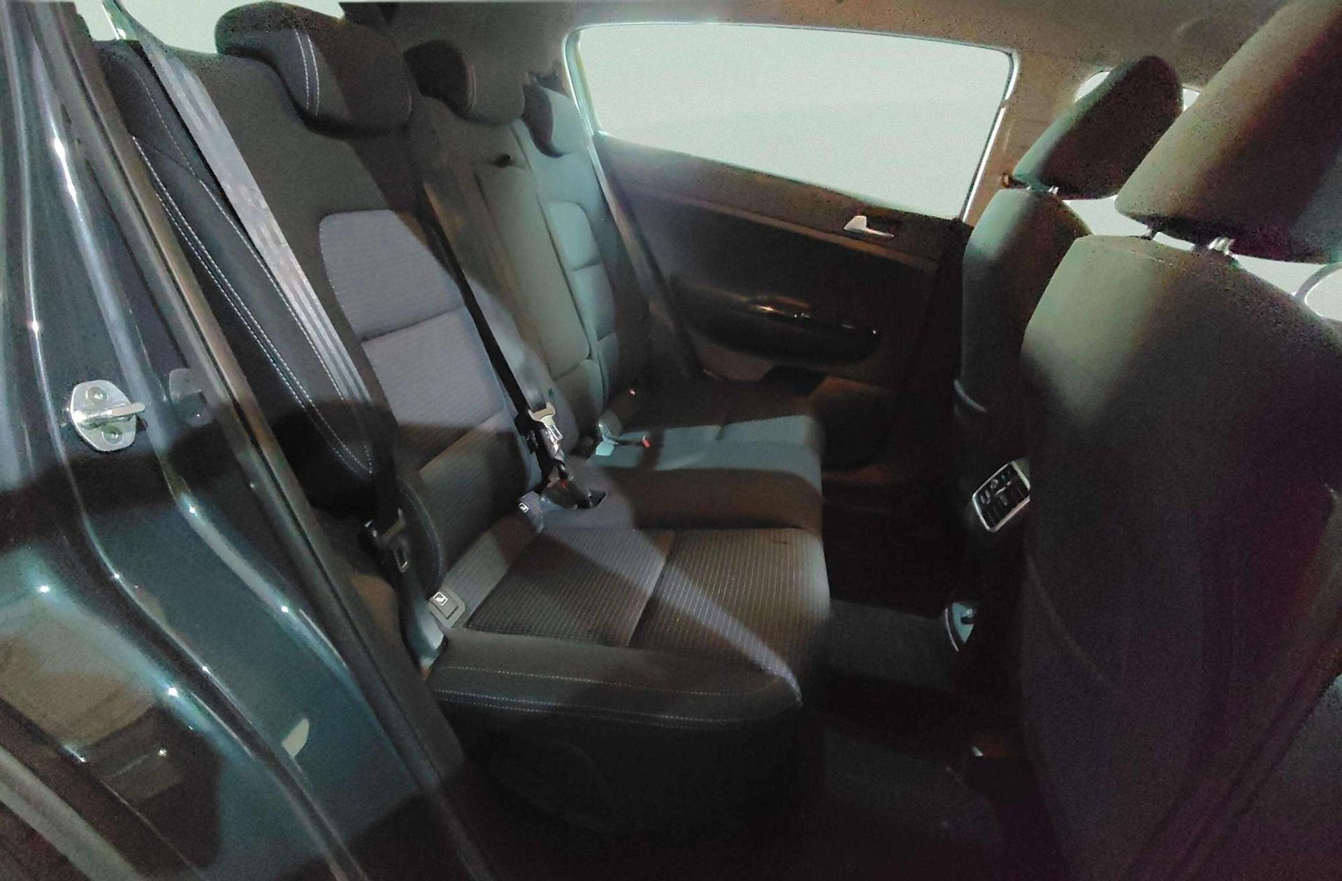 Kia Sportage 1.6 CRDi MHEV Drive Plus 4x2 - foto 18