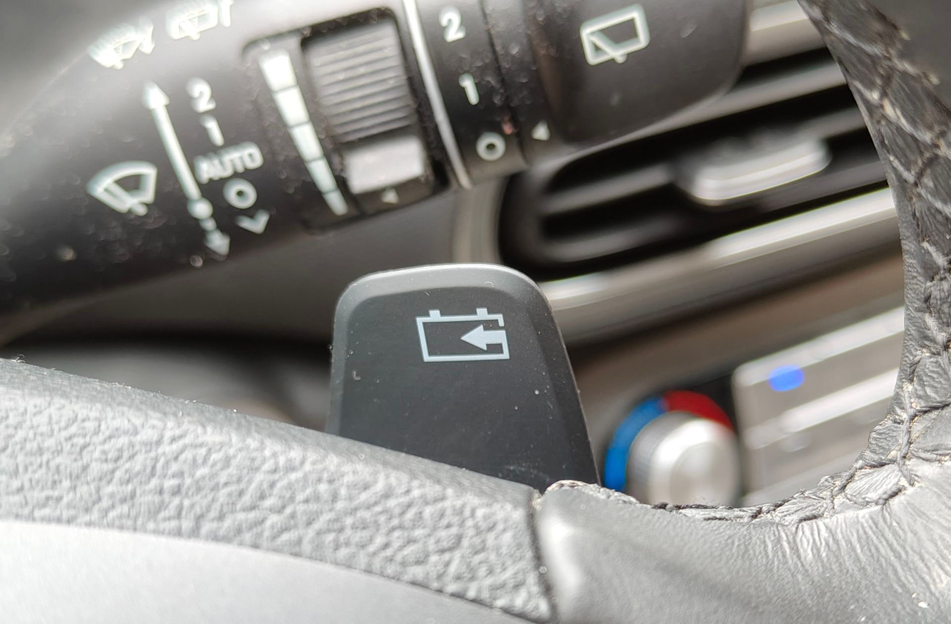 Hyundai Kona EV Tecno - foto 32