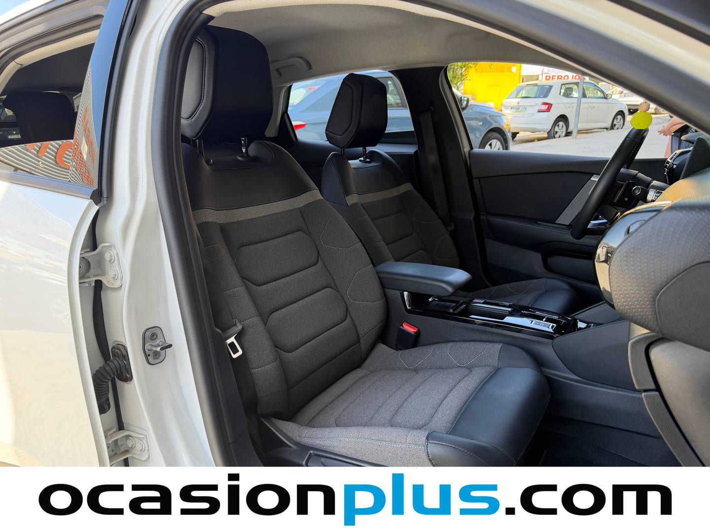 Citroën C4 Citroën C4 PureTech 130 S&S 6v Feel Pack EAT8 (130 CV) gasolina
